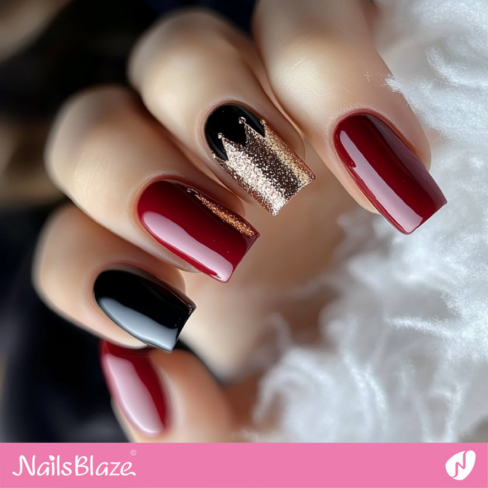 Gold Crown for Black and Red Birthday Nails | Birthday Crown Nails - NB7080