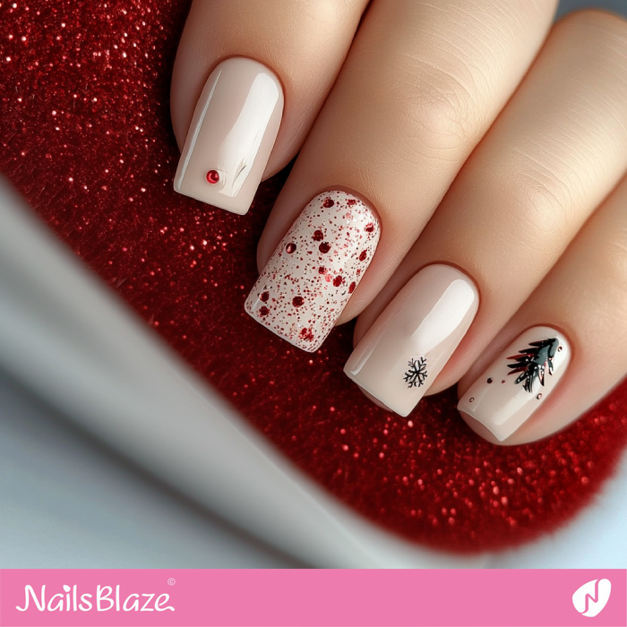 Simple Christmas Tree Nail Design for Holiday | Christmas Tree Nails - NB6842