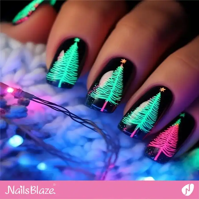 Minimal Pastel Neon Christmas Tree Nail Art | Christmas | Party - NB1266