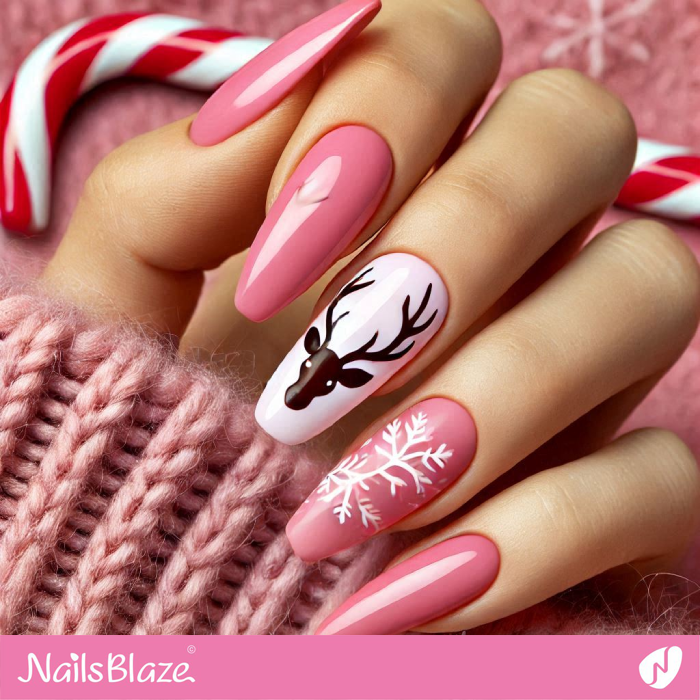 Silhouette Reindeer for Long Nails | Christmas Reindeer Nails - NB6826