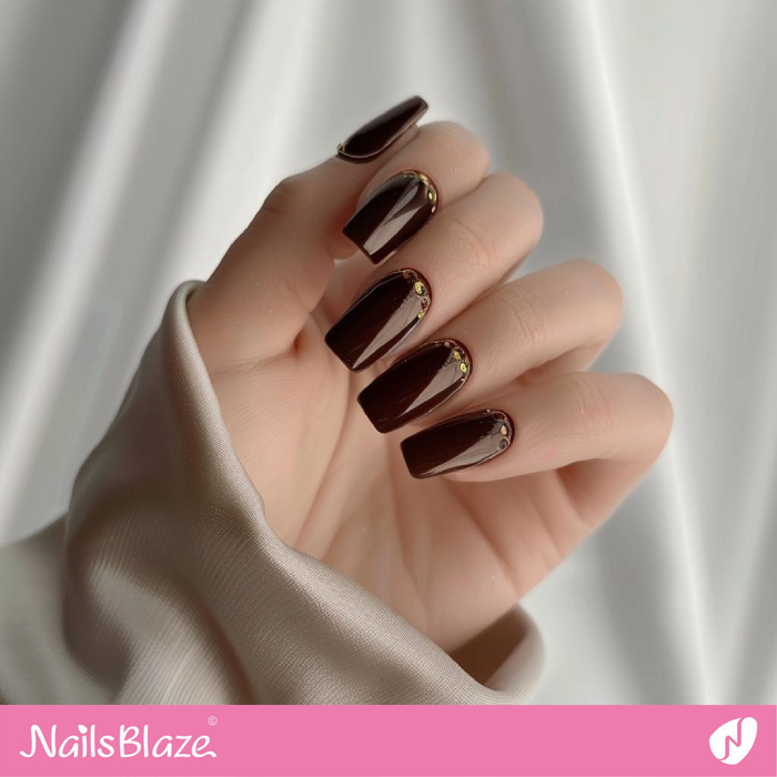 Chocolate Brown Chrome Nails Minimal Design | Chrome Nails - NB5320