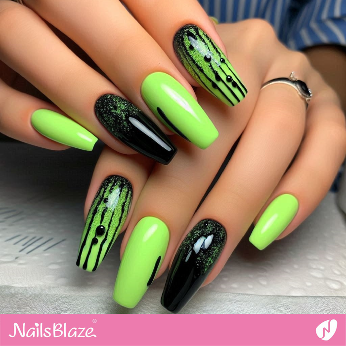 Green Nails with Drips | Drip Nails - NB5007