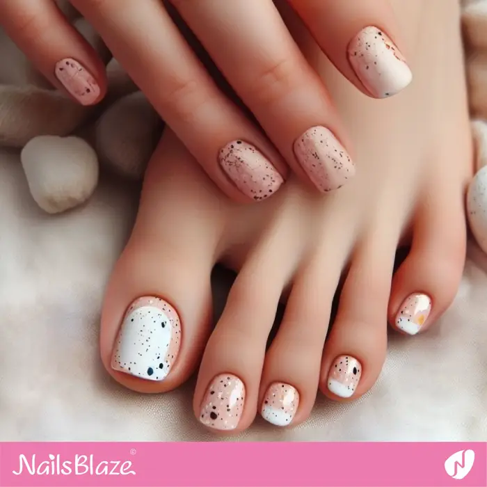 Easter Speckled Egg Pattern on Toenails | Easter Nails - NB3787