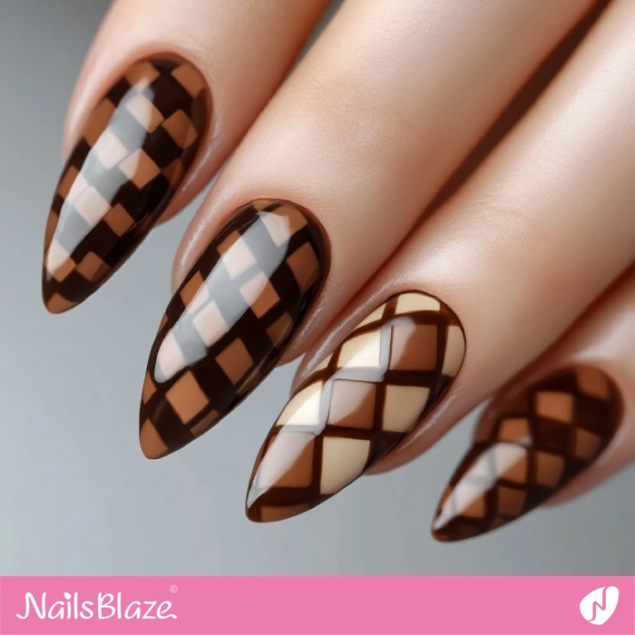 Hazelnut Color Nails with Checkboard Pattern | Fall Nails - NB5761