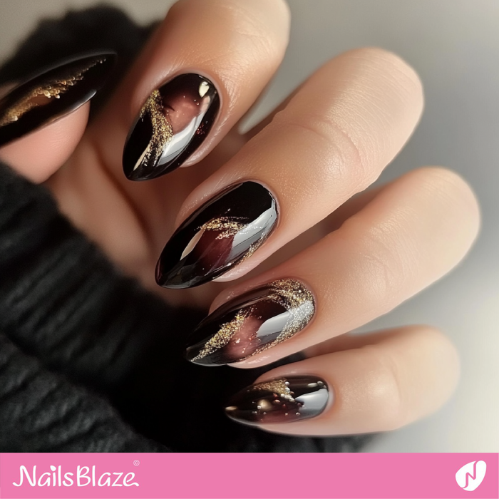 Classy Brown and Gold Marble-effect Manicure Design for Autumn | Fall Nails - NB5530