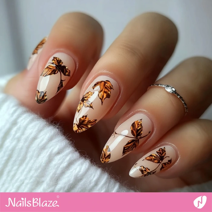 Cute Set of Autumn Leaves Nail Art | Fall Nails - NB5544