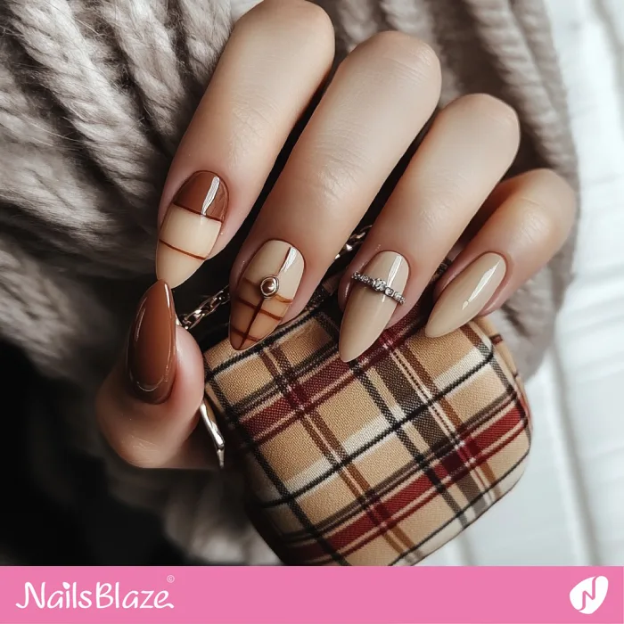 Brown Nails with Plaid Accent for Autumn | Fall Nails - NB5713