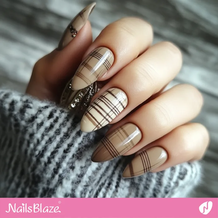 Fall Plaid Design for Classic Brown Nails | Fall Nails - NB5721