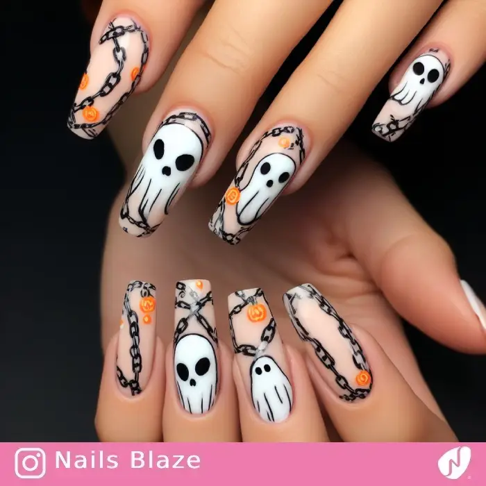 Ghostly Chains Nails | Halloween - NB718