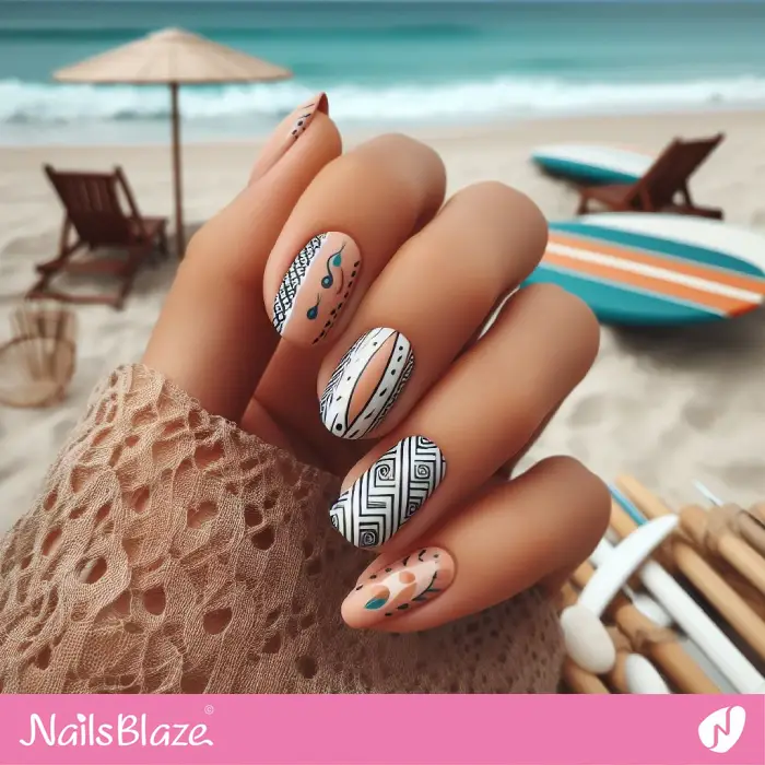 Geometric Nails for Summer Holiday | Holiday Nails - NB3807