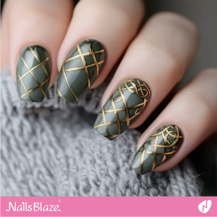 Gaelic Pattern for Short Nails Design | St. Patrick's Day Nails- NB7741