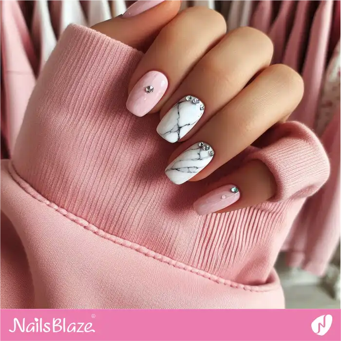 White Marble Nails Rhinestone Design | Marble Nails - NB4685