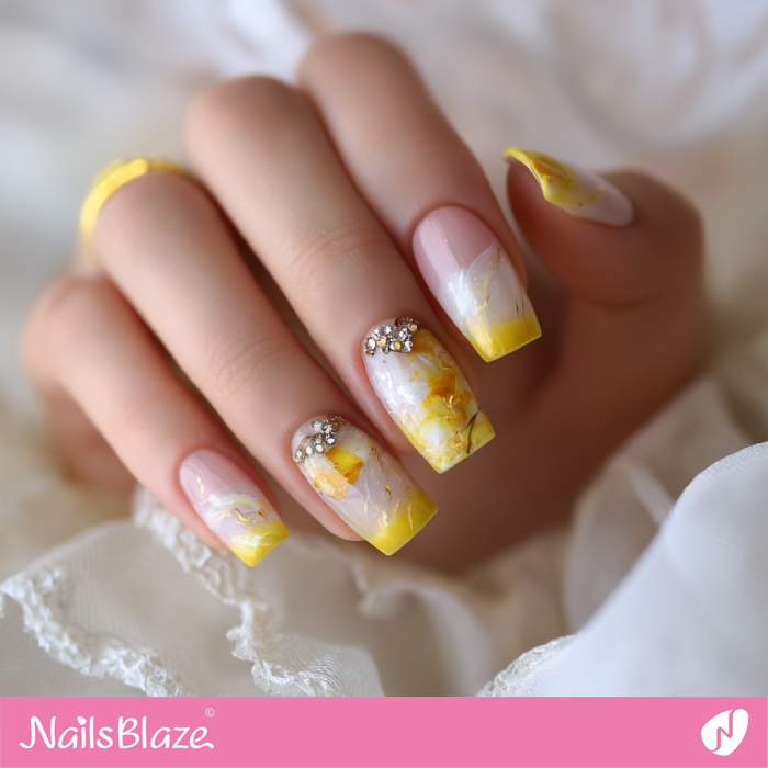 Elegant Yellow and White Marble Nails | Summer Marble Nails- NB8336