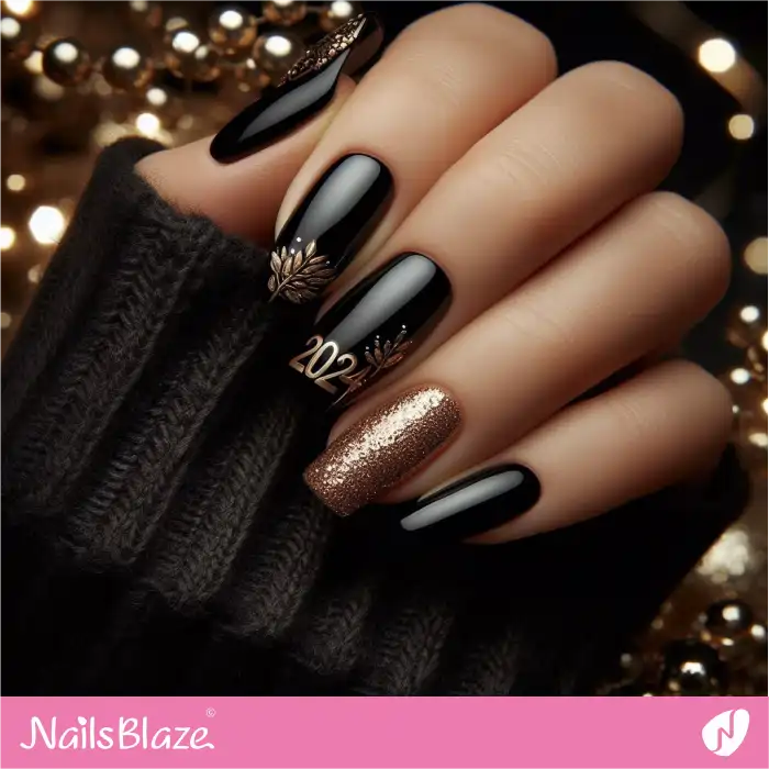 Elegant Black and Gold New Year's Nail Design | 2024 Nails - NB3700