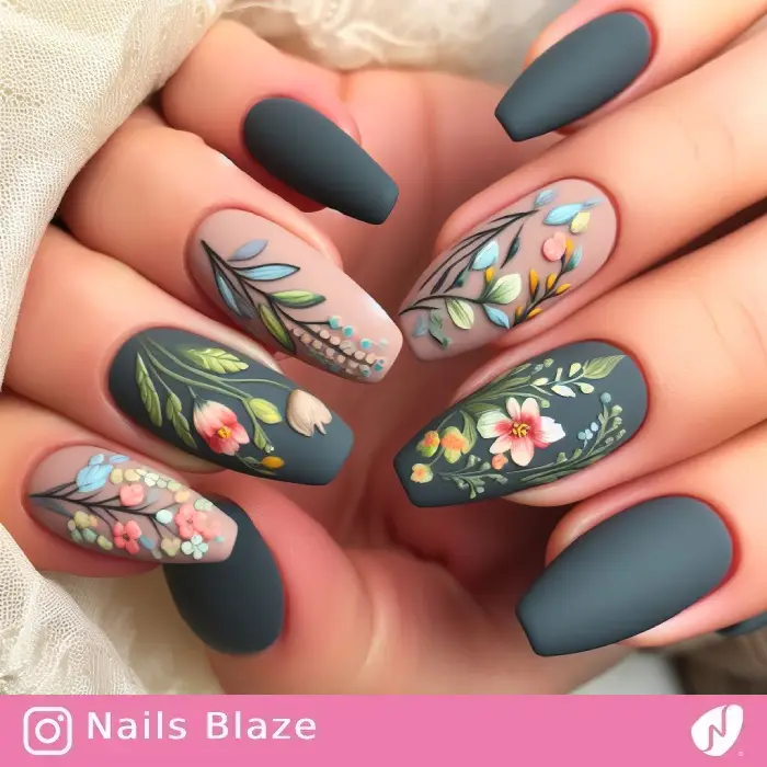 Ojibwe Flower Nail Art | Tribal - NB844