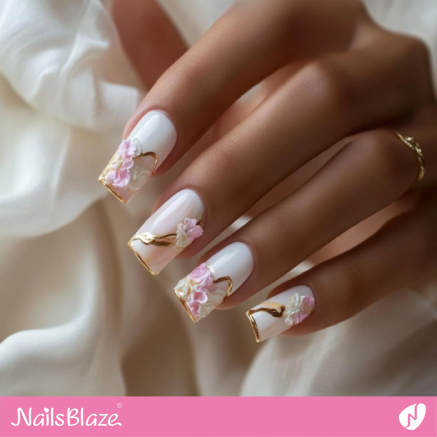 3D Flower Nails with Gold Outline | Outline Nails - NB5348