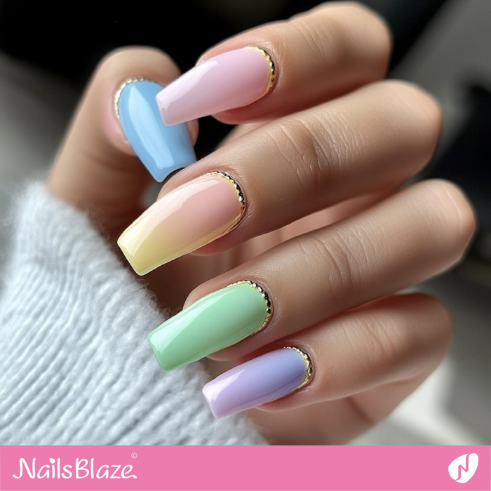 Glossy Pastel Nails with Outline | Outline Nails - NB5365