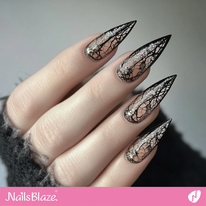 Dark Spider Gel Nail Design with Black Edges | Outline Nails - NB5375