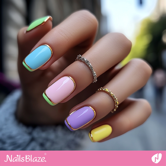 Round Square Pastel Nails with Gold Borderline | Outline Nails - NB5393