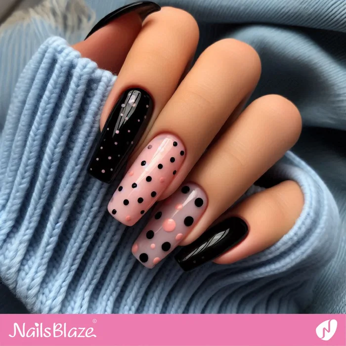 Nails with Dots in Different Sizes | Dot Nails - NB4443
