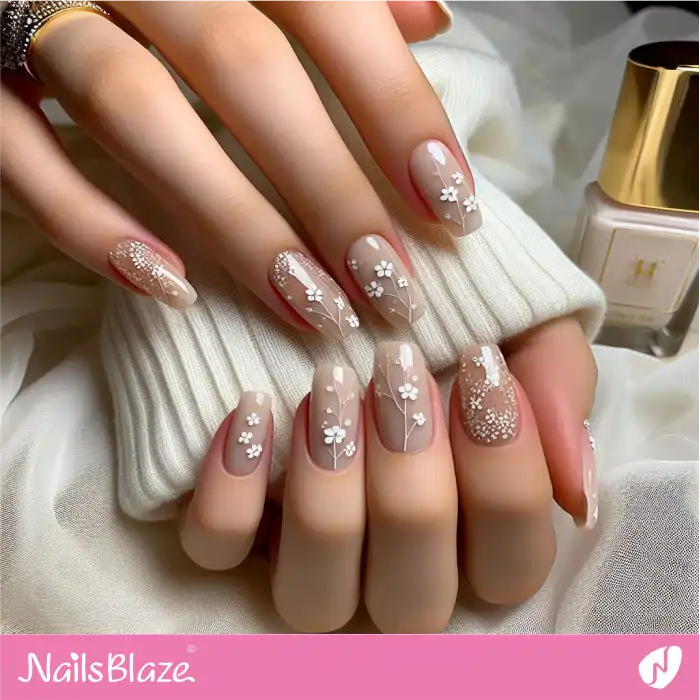 White Flowers on Taupe Nails | Spring Nails - NB4368