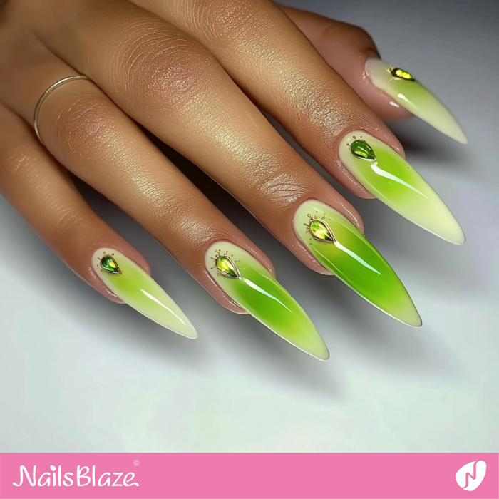 Pastel Green Nails Aura Design | Spring Pastel Nails- NB7912