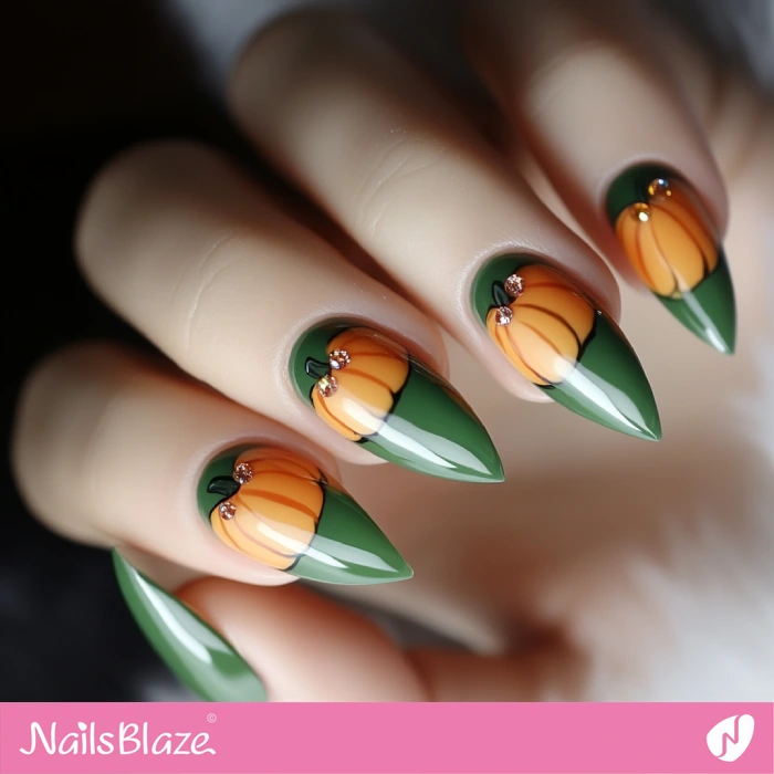 Green Nails with Pumpkin | Thanksgiving Pumpkin Nails - NB6206