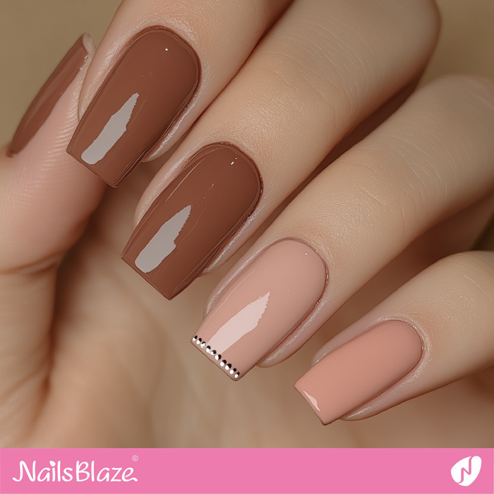 Simple and Classy Mocha Mousse Nails with Accent | Color of the Year 2025 - NB6921