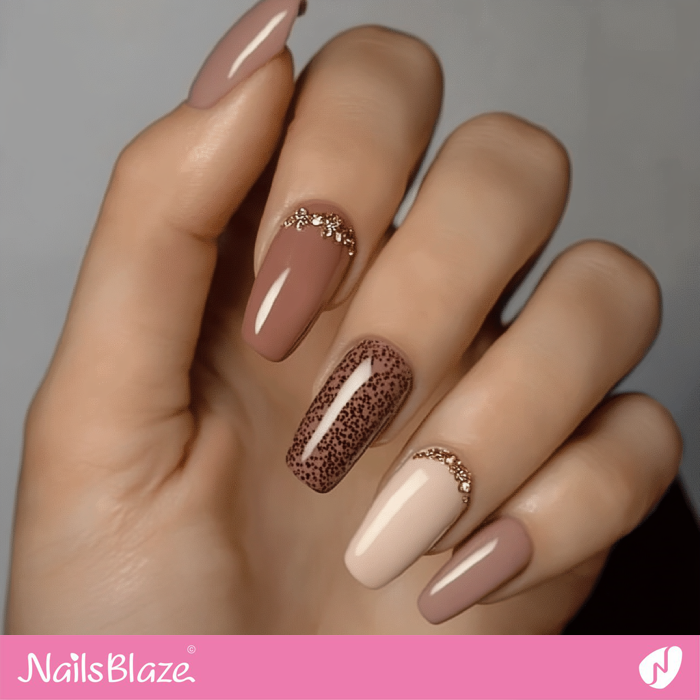 Glitter Details for Mocha Mousse Nails | Color of the Year 2025 - NB6968