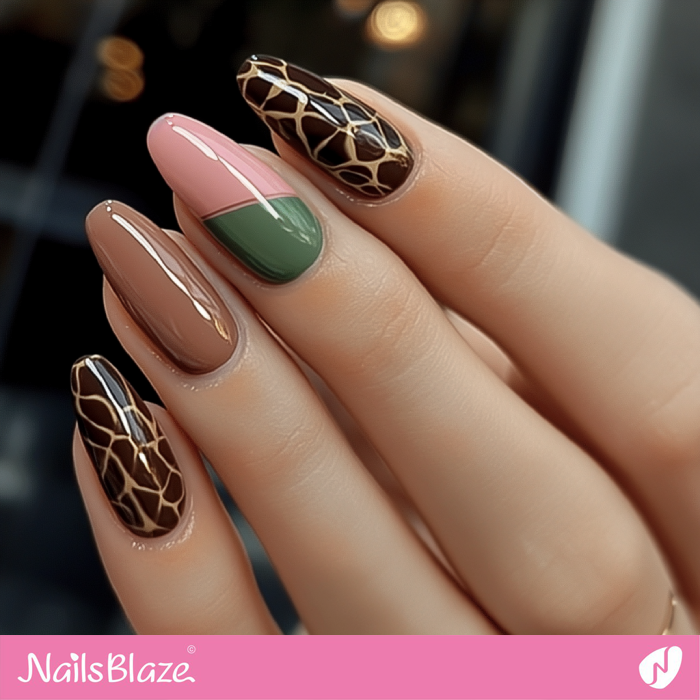 Leaopard Print Design for Mocha Mousse Nails | Color of the Year 2025 - NB7055