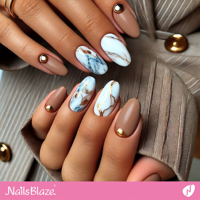 Embellished Mocha Mousse Nails with Marble Design | Color of the Year 2025 - NB7007