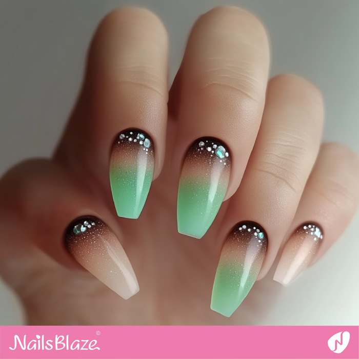 Rhinestone Design for Ombre Mocha Mousse Nails | Color of the Year 2025 - NB7022