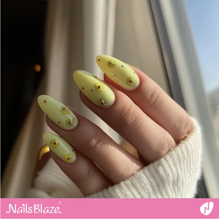 Yellow Nails Featuring Hand-Painted Sunflower | Nita Customized Nail Designs- NB7349