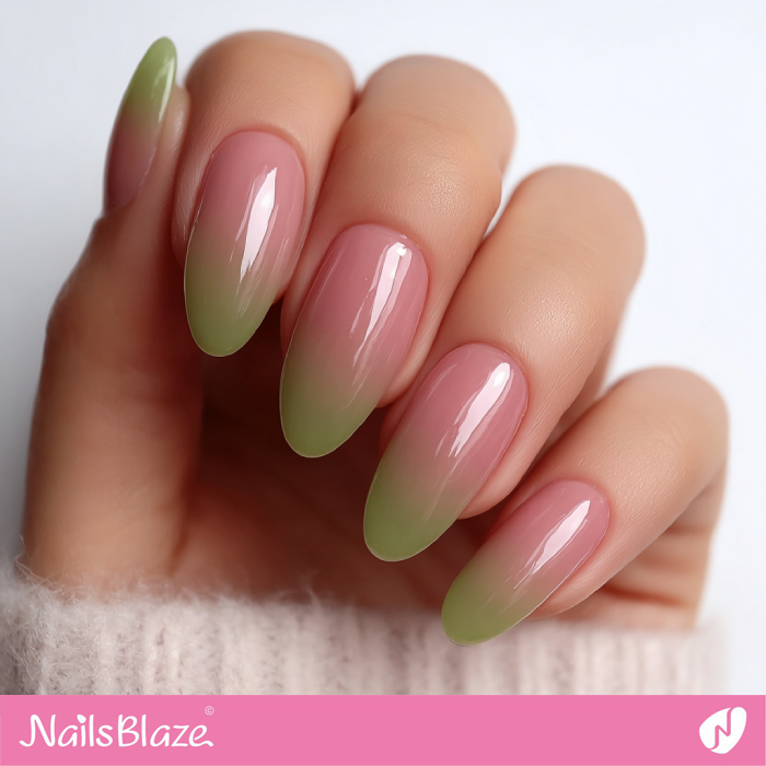 Watery Nails with Green Tips | Watery Nails- NB8239