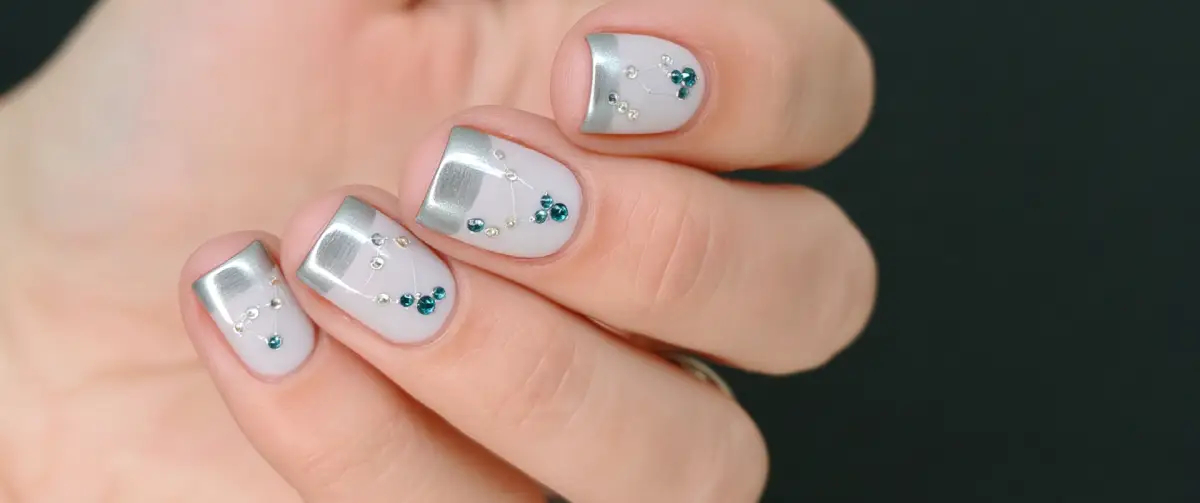 Cloud dancer formal evening gala nail styling